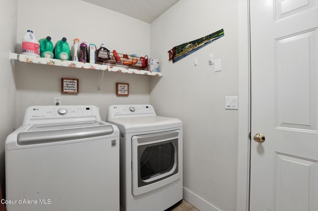 6460 W Majestic Ave, Rathdrum, ID 83858