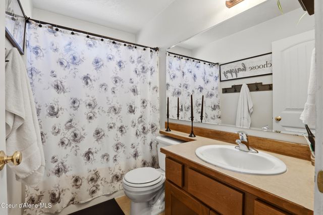 6460 W Majestic Ave, Rathdrum, ID 83858