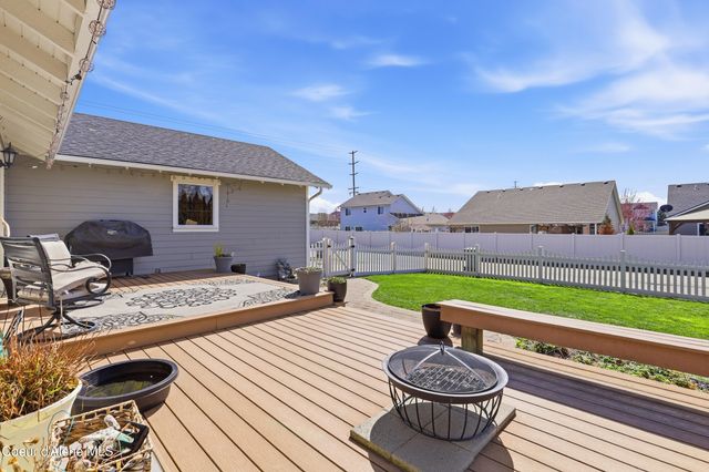 6460 W Majestic Ave, Rathdrum, ID 83858