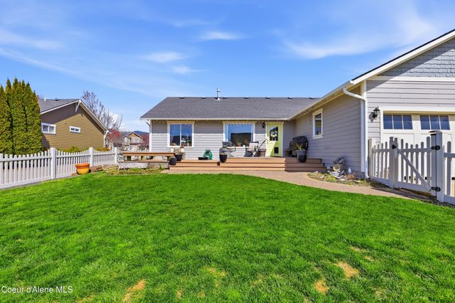 6460 W Majestic Ave, Rathdrum, ID 83858