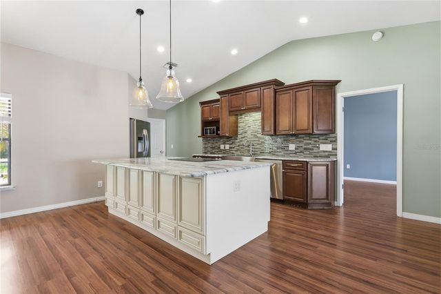 346 RIVIERA DRIVE, Debary, FL 32713