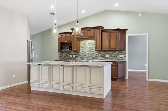 346 RIVIERA DRIVE, Debary, FL 32713