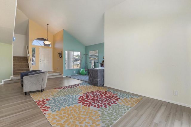 39082 Via Las Quintas, Murrieta, CA 92562