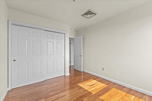 131 Main St Apt 302, Burlington, VT 05403