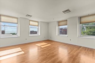 131 Main St Apt 302, Burlington, VT 05403