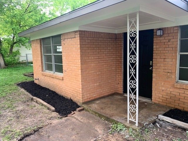 606 N Spencer Street, Lacy Lakeview, TX 76705