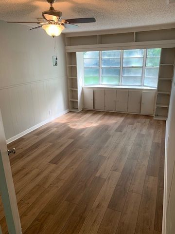 606 N Spencer Street, Lacy Lakeview, TX 76705