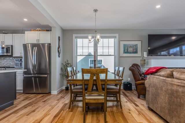 42 Green Road, Newmarket, NH 03857