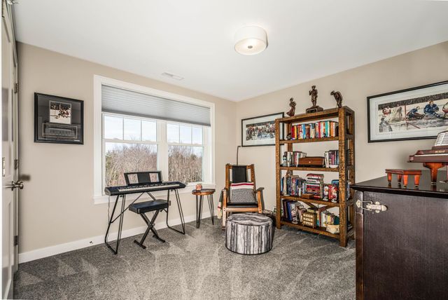 42 Green Road, Newmarket, NH 03857