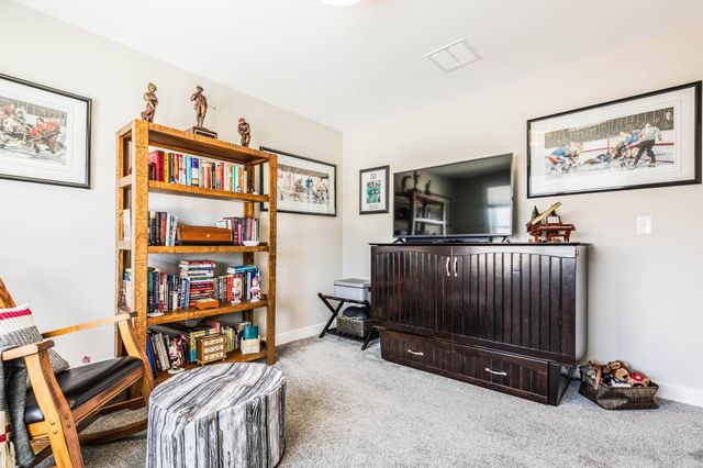 42 Green Road, Newmarket, NH 03857