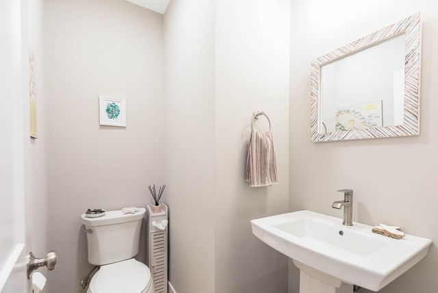 42 Green Road, Newmarket, NH 03857