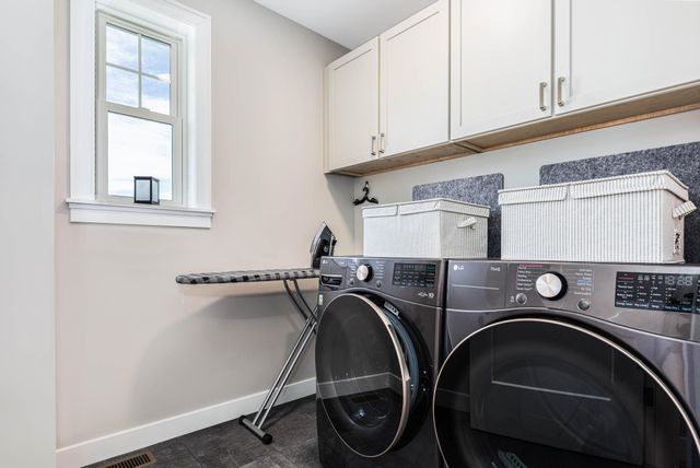 42 Green Road, Newmarket, NH 03857