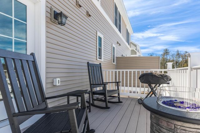 42 Green Road, Newmarket, NH 03857