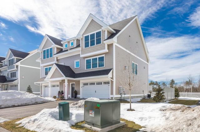 42 Green Road, Newmarket, NH 03857