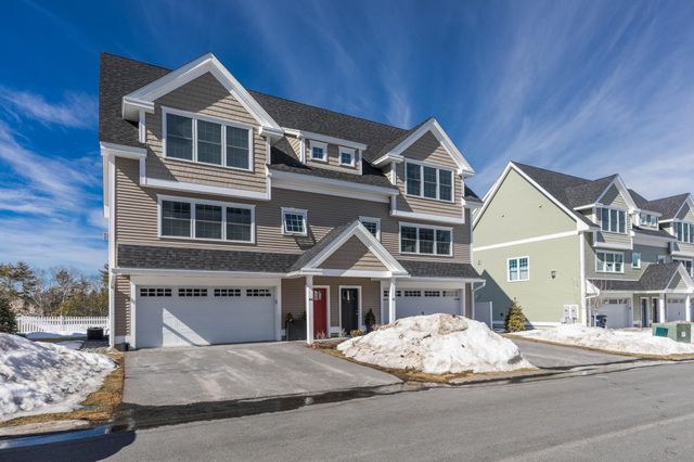 42 Green Road, Newmarket, NH 03857