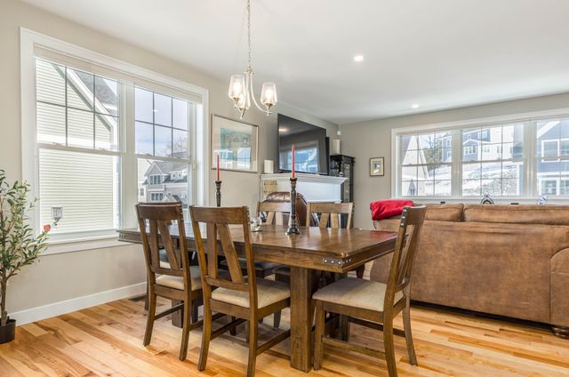 42 Green Road, Newmarket, NH 03857