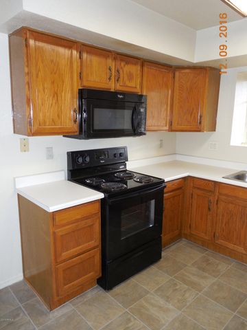 6126 W MAUI Lane, Glendale, AZ 85306