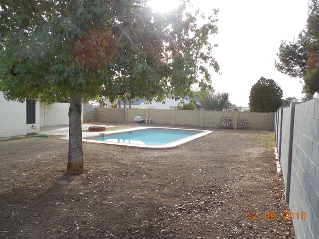 6126 W MAUI Lane, Glendale, AZ 85306
