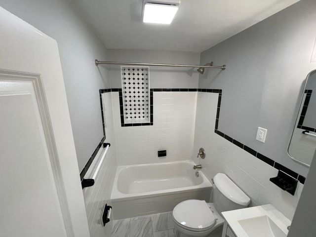 10 YORKTOWN AVE, West Chester, PA 19382