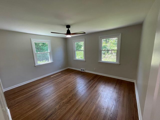 10 YORKTOWN AVE, West Chester, PA 19382
