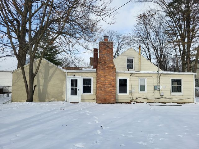 420 E Meyers Avenue, Hazel Park, MI 48030