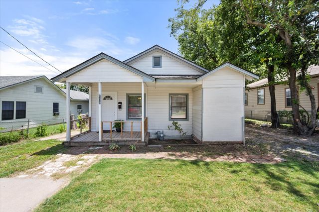 109 E Tyler Street, Ennis, TX 75119