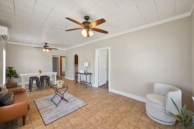 109 E Tyler Street, Ennis, TX 75119