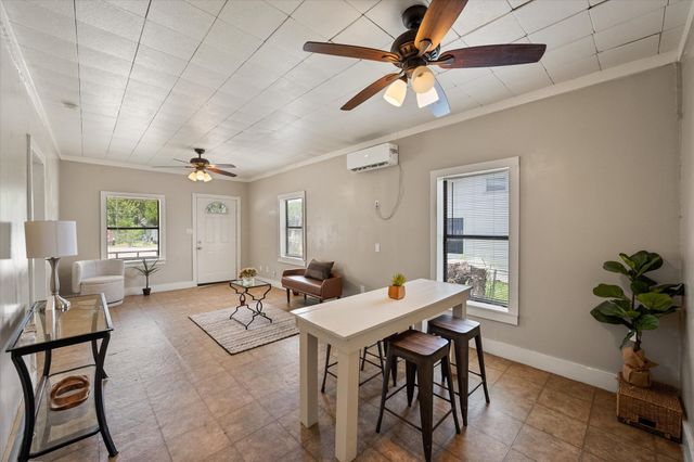 109 E Tyler Street, Ennis, TX 75119