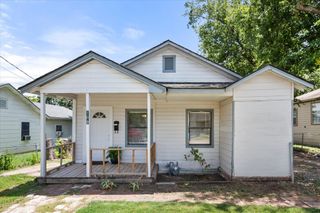 109 E Tyler Street, Ennis, TX 75119