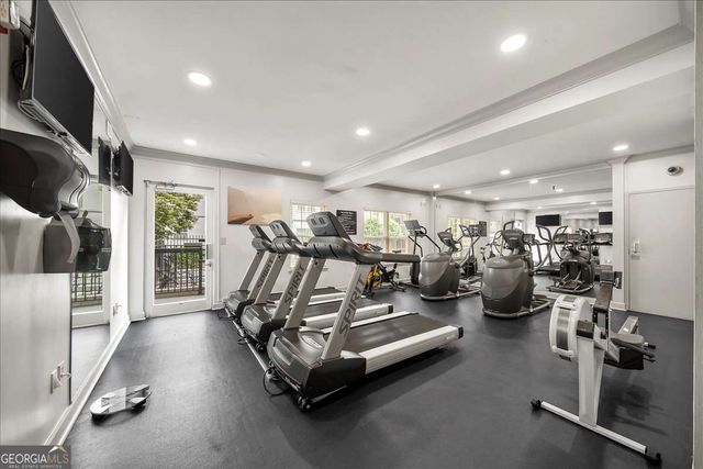 1074 Peachtree Walk NE B401, Atlanta, GA 30309