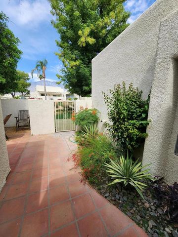 1663 Fairway Circle, Palm Springs, CA 92264