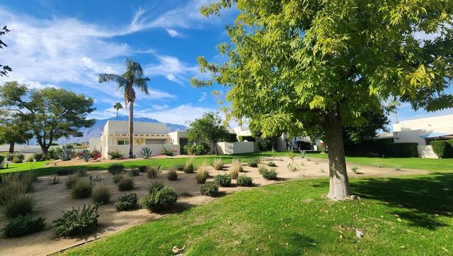 1663 Fairway Circle, Palm Springs, CA 92264