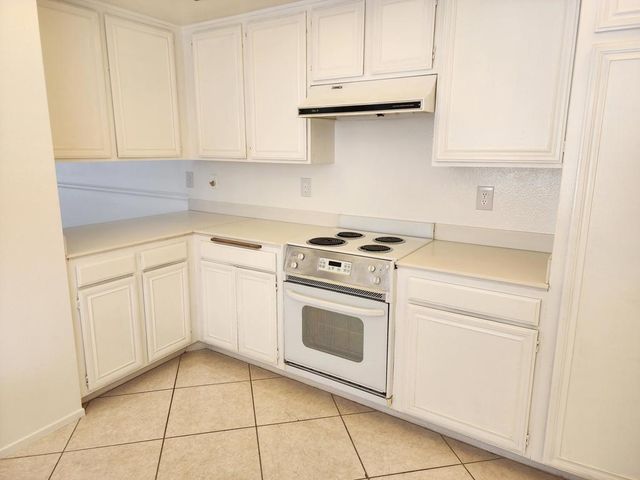 1663 Fairway Circle, Palm Springs, CA 92264