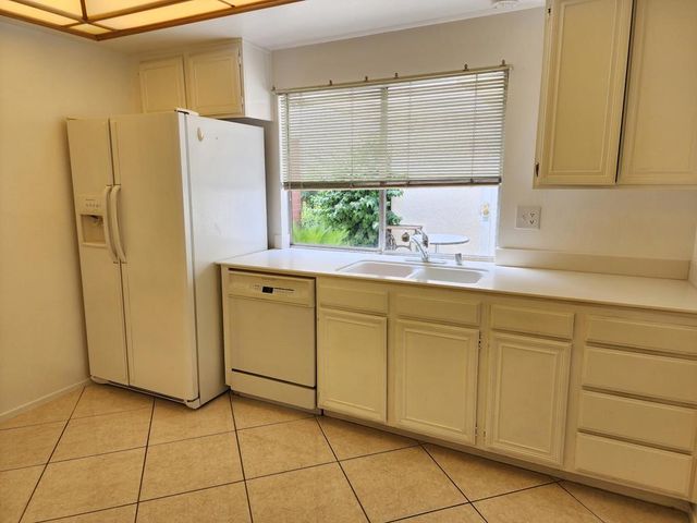 1663 Fairway Circle, Palm Springs, CA 92264