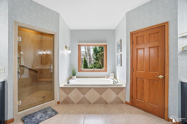 3985 Wood Haven Court, Bedford Twp, MI 48144