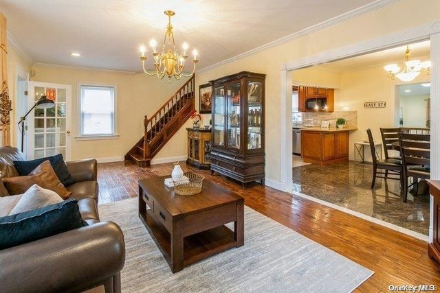 44 Jayson Avenue, Great Neck, NY 11021