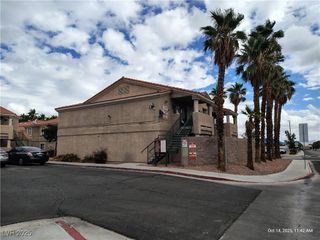 6552 Wilma Avenue 202, Las Vegas, NV 89108