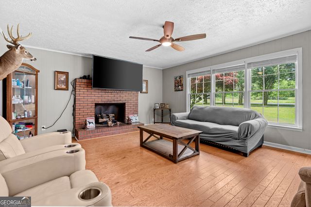 226 Waddell Road, Bremen, GA 30110