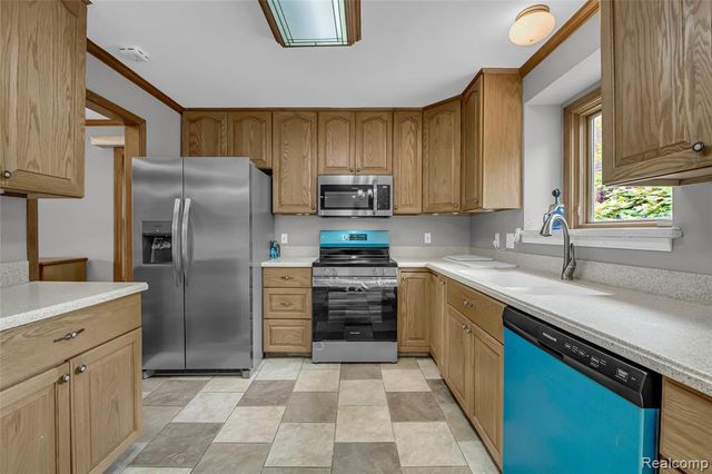 34276 Cherry Hill Lane, Chesterfield, MI 48047