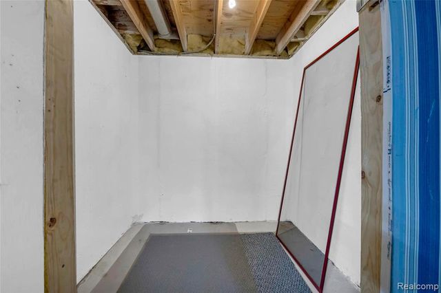 34276 Cherry Hill Lane, Chesterfield, MI 48047