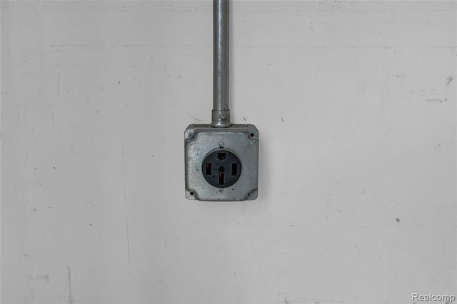 34276 Cherry Hill Lane, Chesterfield, MI 48047