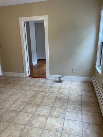 87 Pond St 2, Waltham, MA 02453