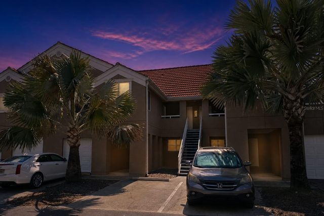15215 AMBERLY DRIVE 907, Tampa, FL 33647