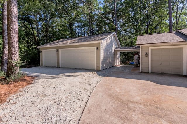 37 Spreading Oak, Trinity, TX 75862