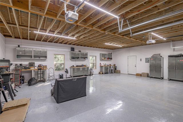 37 Spreading Oak, Trinity, TX 75862