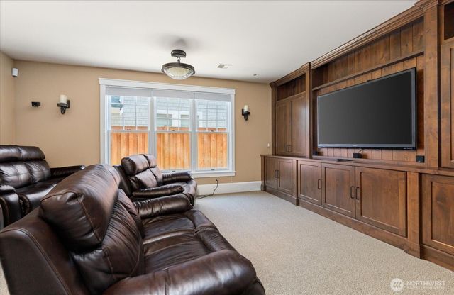 5848 Mutiny Bay Road, Freeland, WA 98249