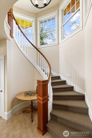 5848 Mutiny Bay Road, Freeland, WA 98249