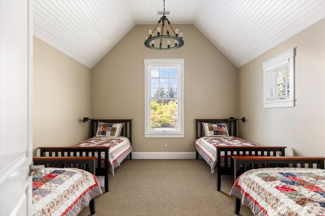 5848 Mutiny Bay Road, Freeland, WA 98249