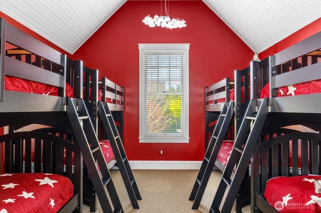 5848 Mutiny Bay Road, Freeland, WA 98249