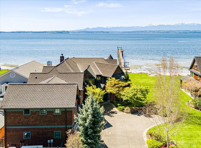 5848 Mutiny Bay Road, Freeland, WA 98249